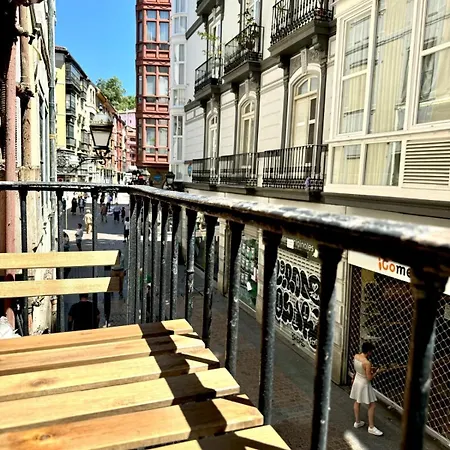 Ongi Etorri To The Heart Of The Old Town! 毕尔巴鄂